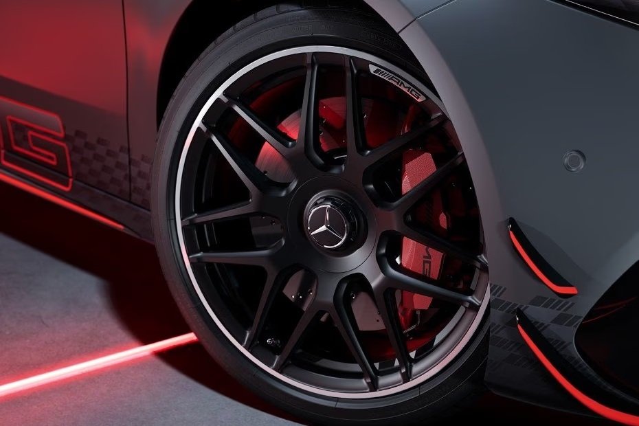 Mercedes-Benz AMG A 45 S